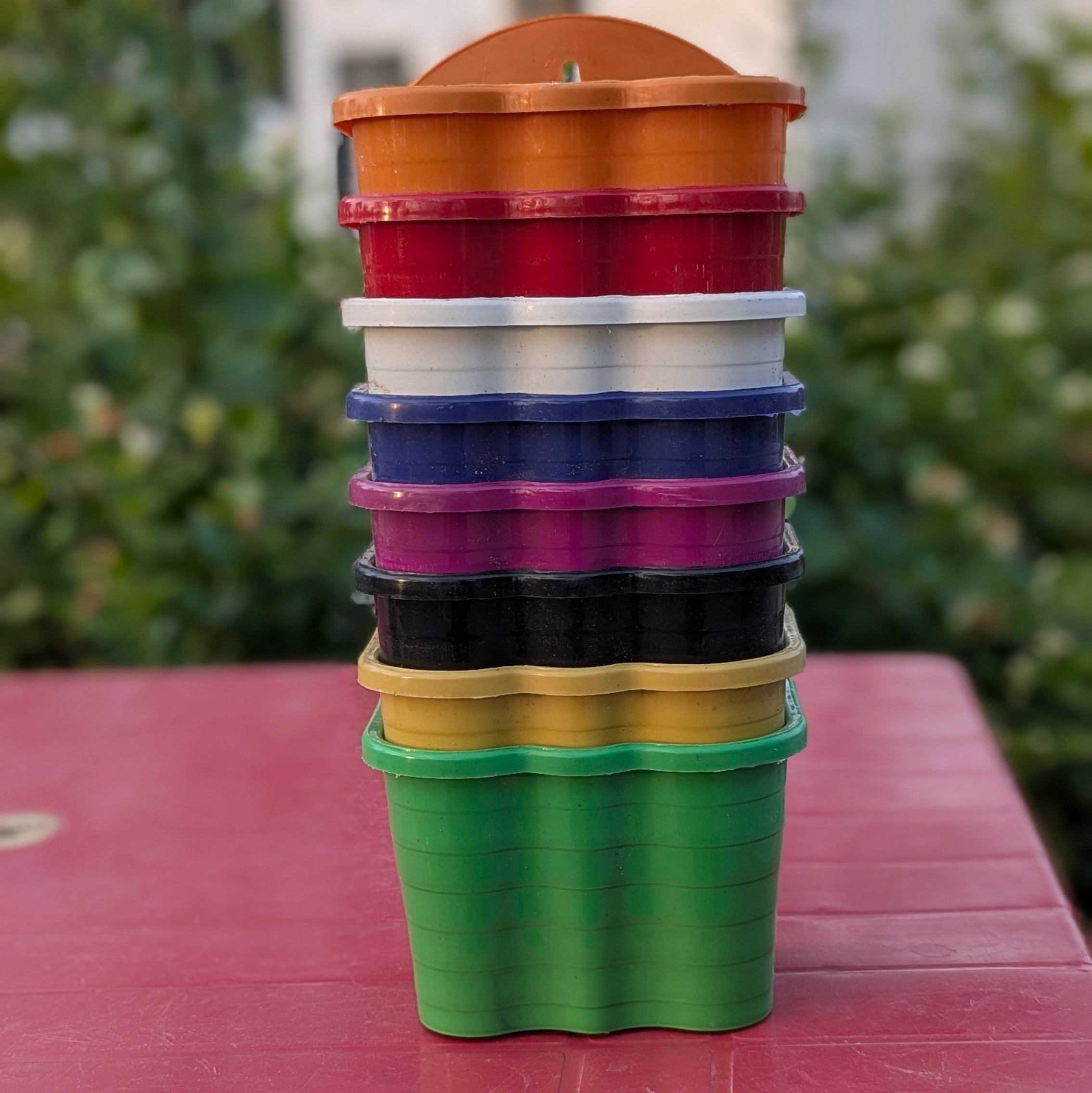 Small design wall pot's
